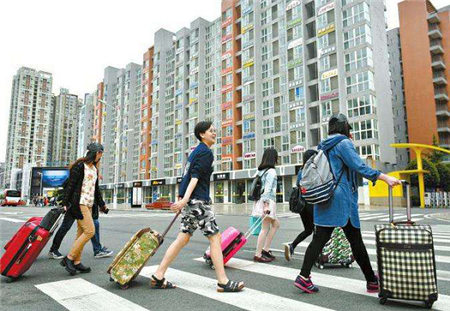 小镇青年逆袭路线,小镇青年怎么发家致富