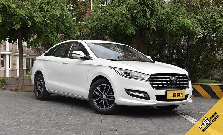 奔腾b50用5w-30还是5w-40机油,2012款奔腾b50尊贵版配置