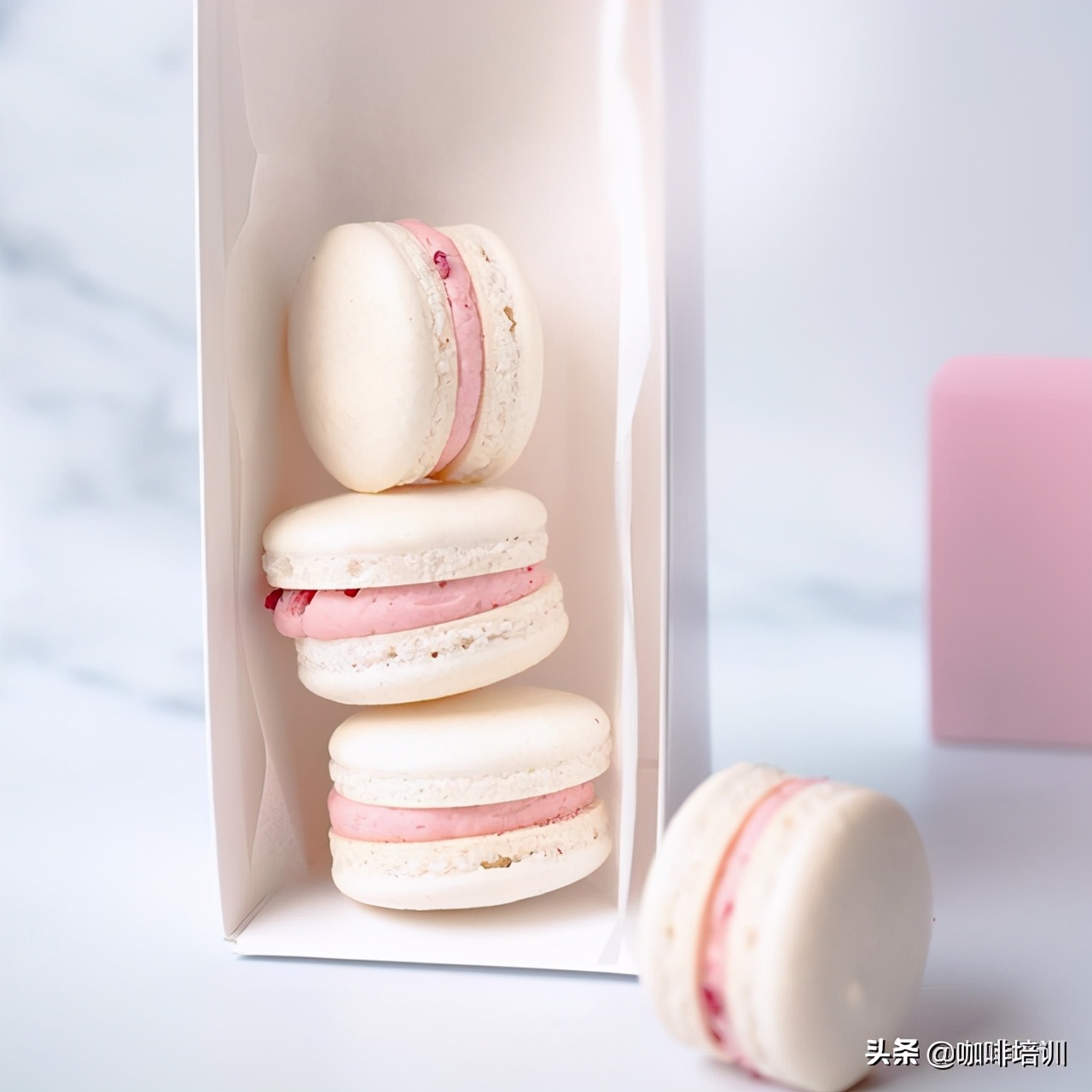 马卡龙法式夹心饼干,法式甜品饼干烘焙教程