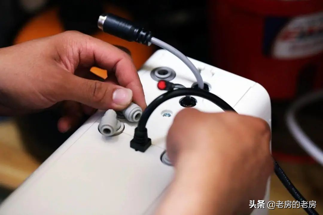 打开龙头即出热水,打开水龙头就是热水