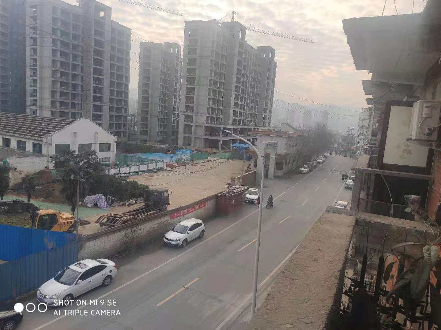 怀念阳光下自由呼吸的味道