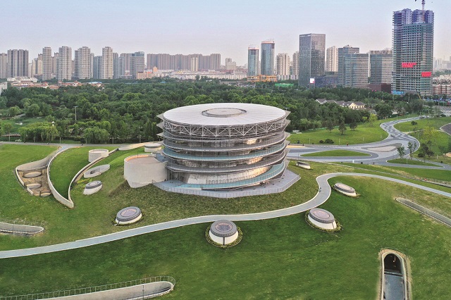 娼捣涓滄柟娉㈡緶澹様,娼捣涓滄柟涓囪薄鏂板煄