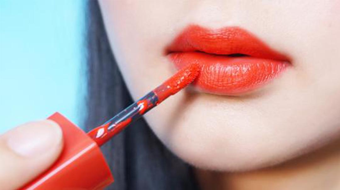 拒绝掉色的试色,拒绝正红色口红