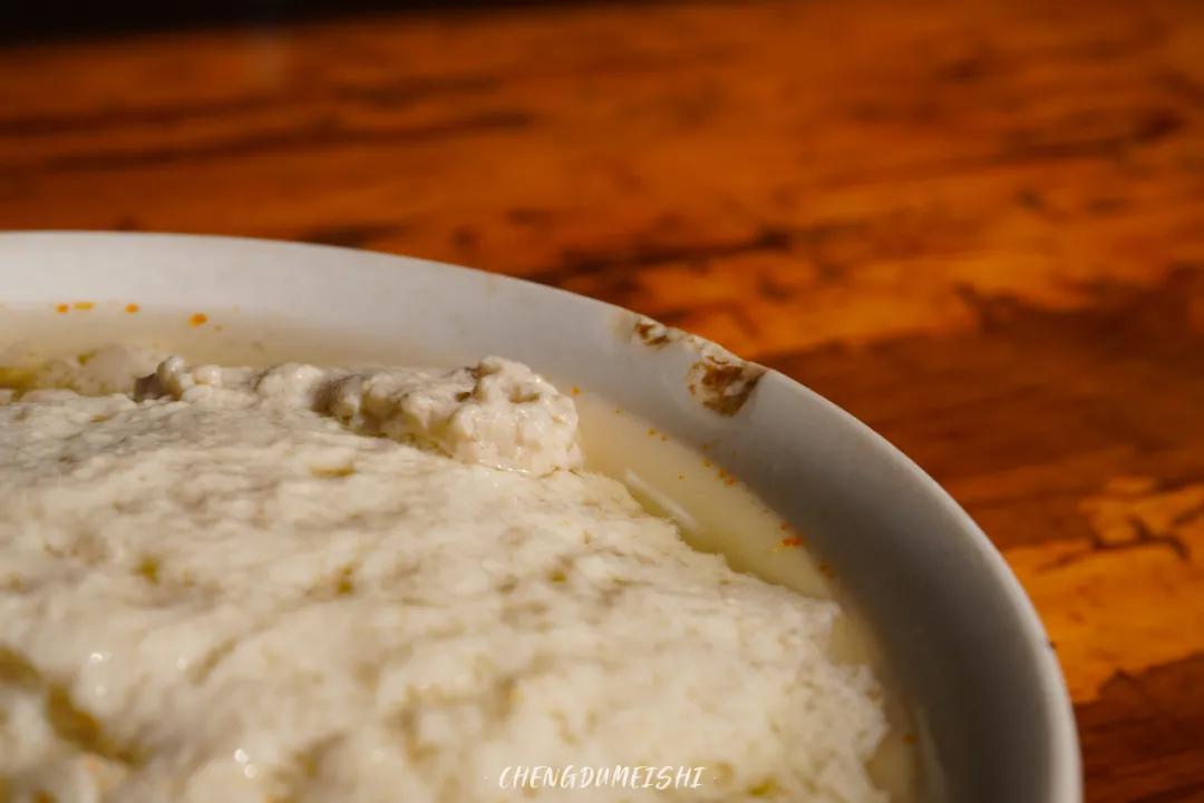 成都闹市区有家苍蝇馆子40平米,成都苍蝇馆子本地人推荐便宜好吃