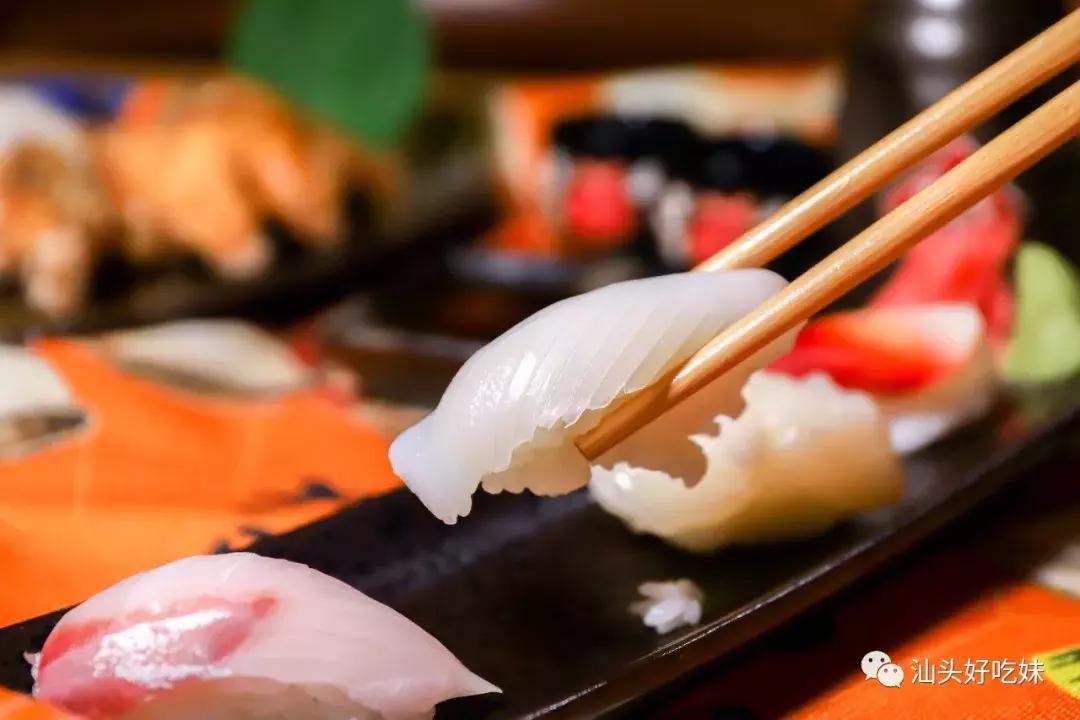 5折开吃！穿和服吃日料の居酒屋，一进门就回本