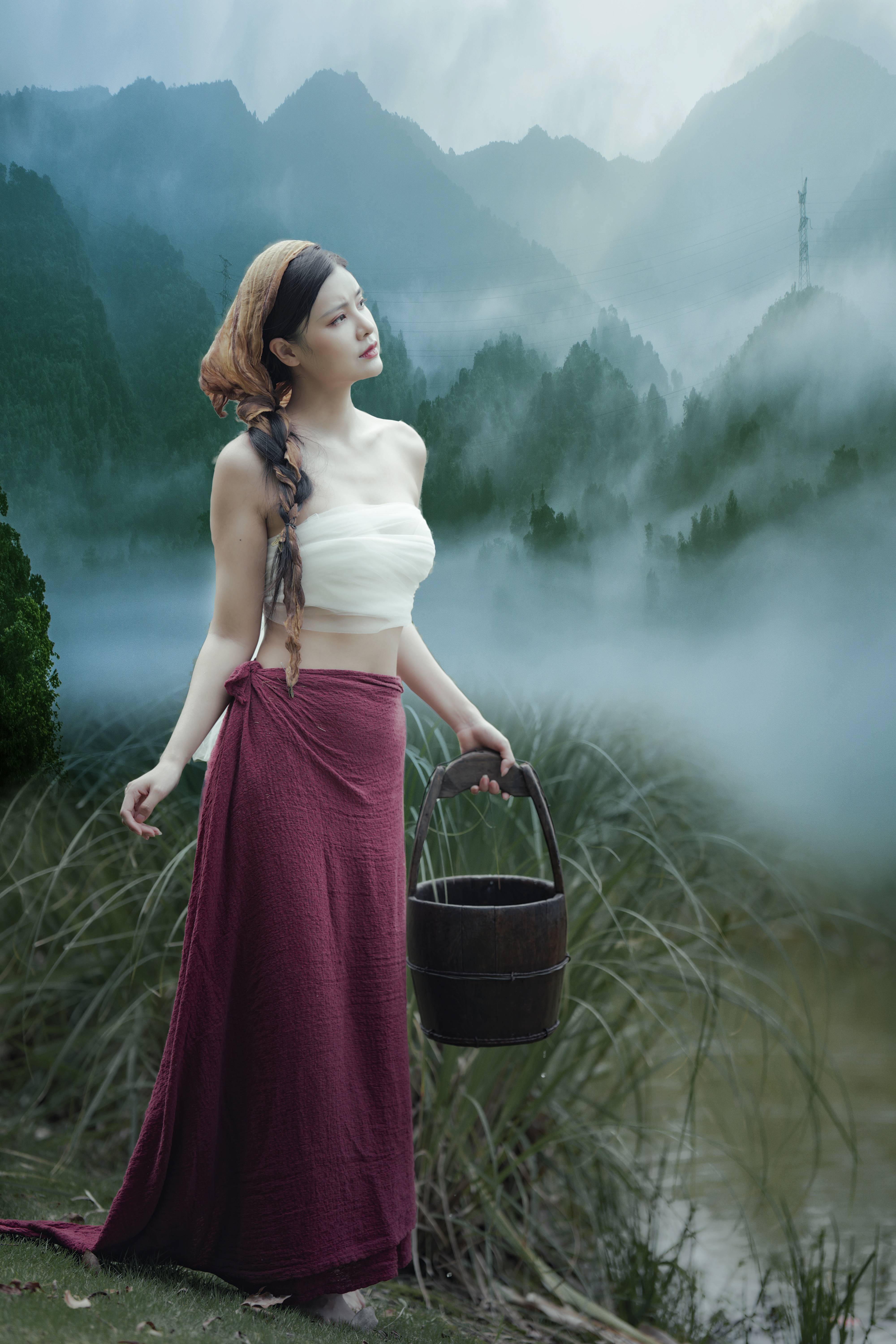 一片落英，一枚枫红，微醉了这个季节的明媚