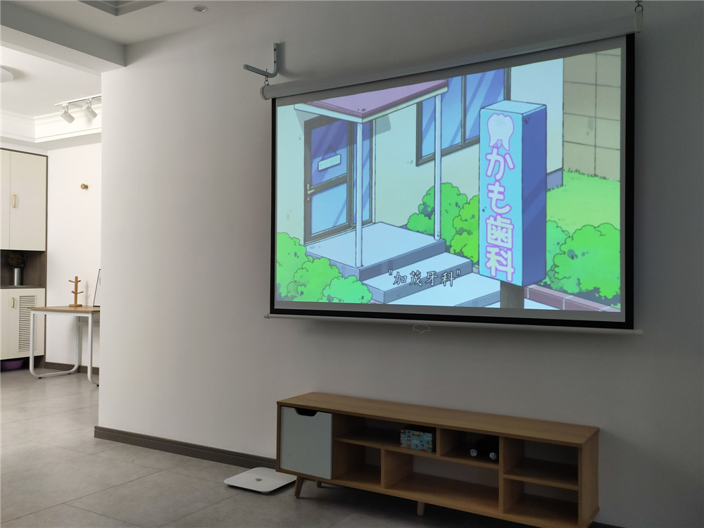 将电影院放进口袋里?天猫精灵“小白盒”便携智能投影仪评测