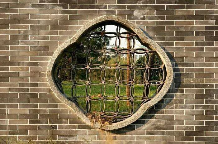 窗的作者,窗小说作者简介