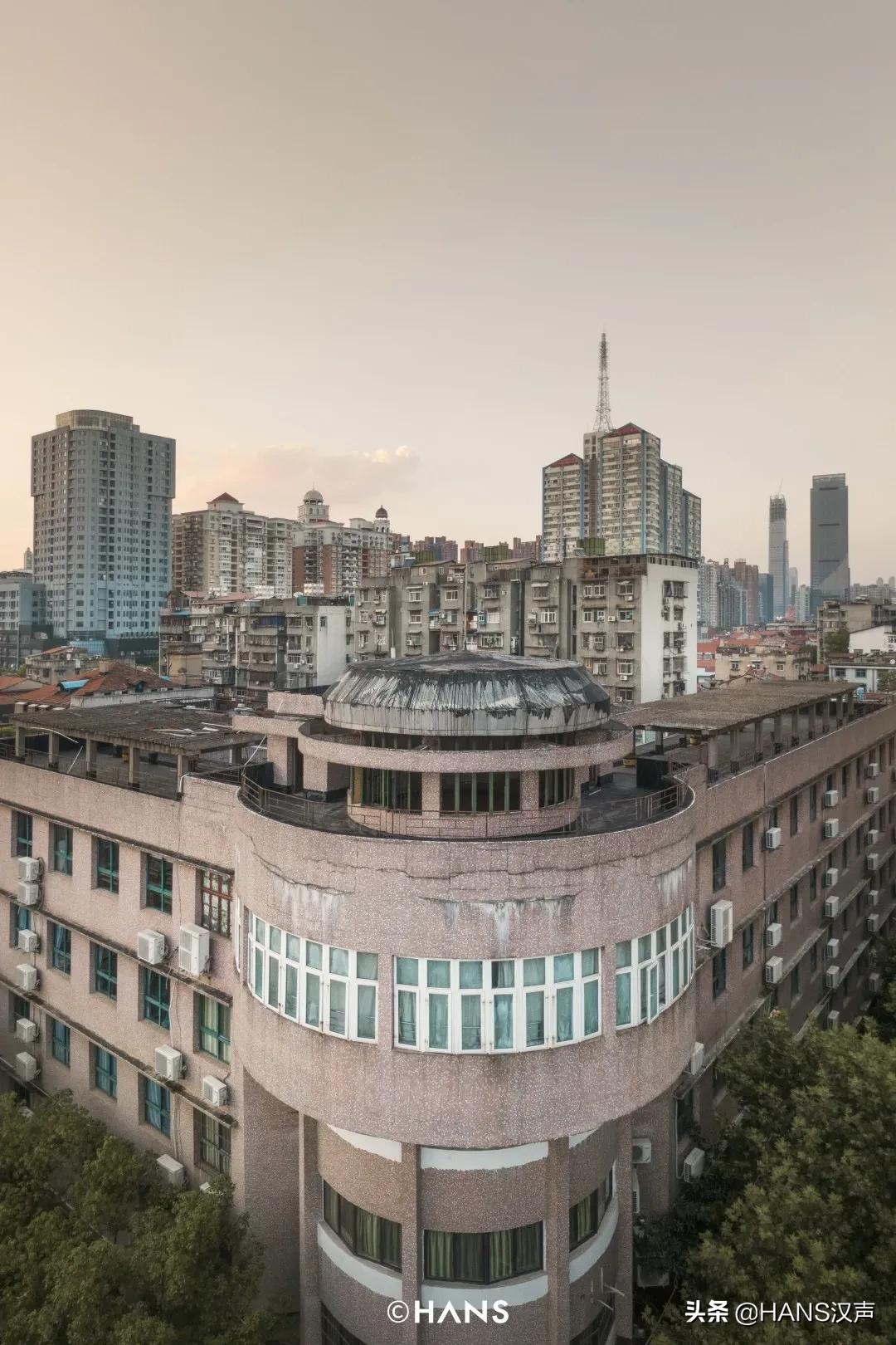 你发现冇，汉口老房子喜欢头顶个“小帽子”