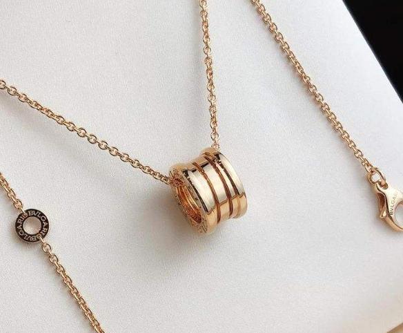 宝格丽银饰925bv镂空弹簧项链价格,宝格丽小蛮腰项链好还是弹簧款好