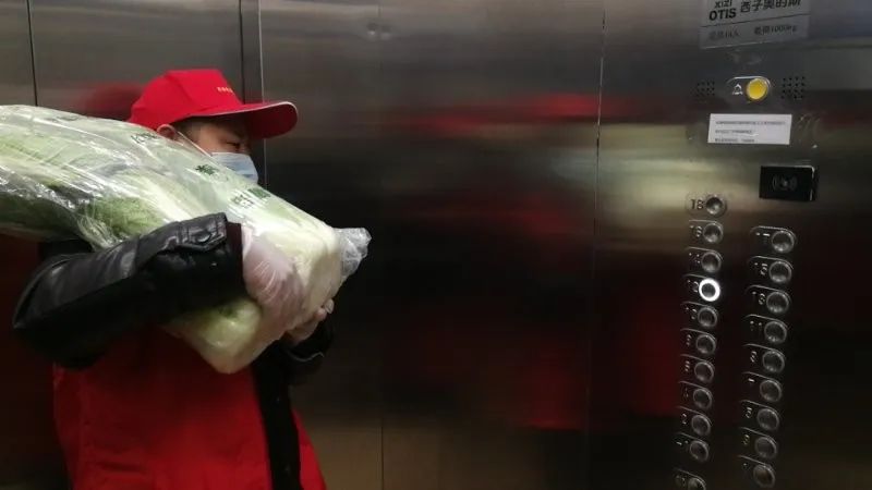 土豆白菜大萝卜，“蔚小代”让它们又抢手了