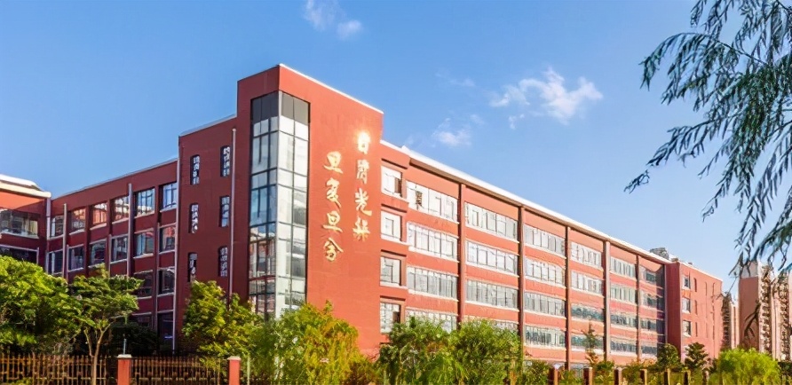 上海四大分校和八大哪个强,上海各区四校难度排名