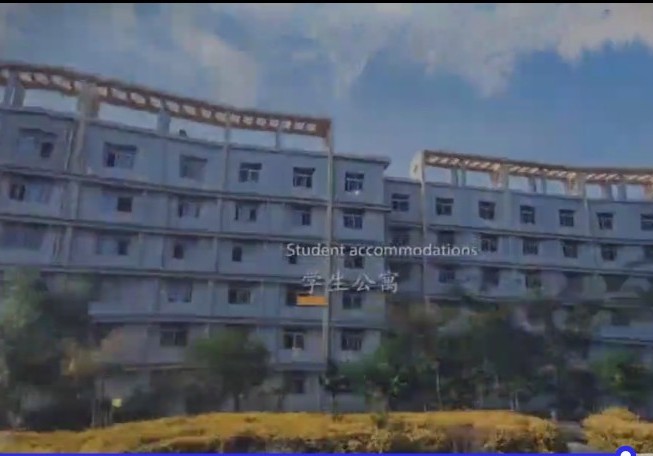 “三本的学校，二本的学生，一本的老师。”—燕山大学里仁学院