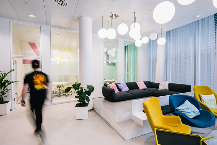 多元融汇全球酒店搜索引擎Trivago杜塞尔多夫新总部大楼设计欣赏