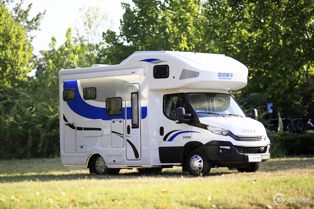 自行式房车c型空调每天要多少电,空调开一晚上耗电测评