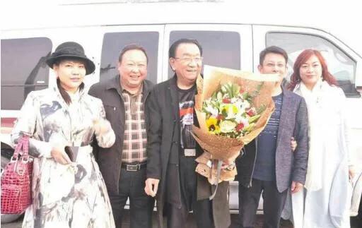 74岁侯耀华微博视频,72岁侯耀华公开录制视频