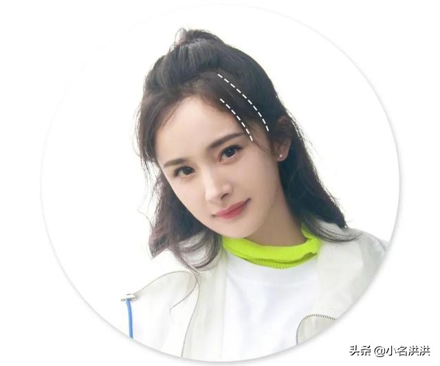 颧骨高头发蓬松多厚适合什么发型,颧骨高扎头发好看还是散头发好看