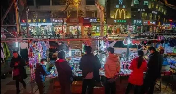 敦煌沙洲夜市值得去吗,三亚夜市哪个值得去