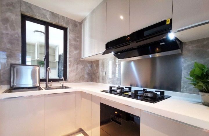 橱柜门板哪种美观耐用,橱柜晶钢门板是什么材质