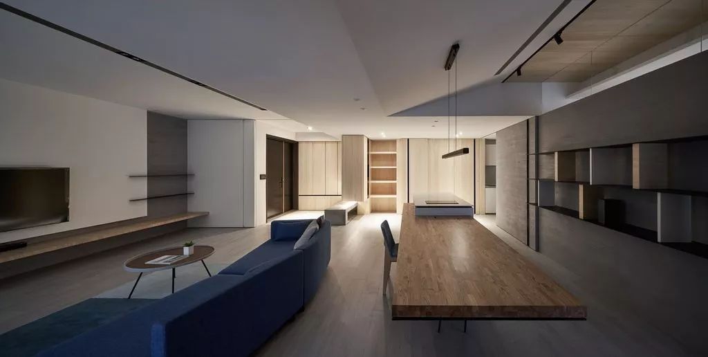 装修好的三室改两室变大客厅,户型改造二室改三室带阳台60平方