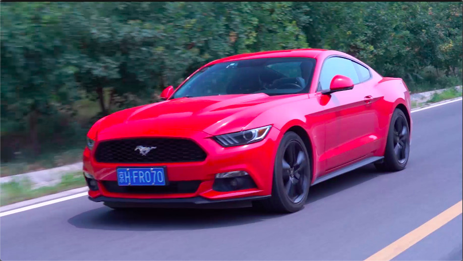 杀马特少年最爱？2.3T的Mustang究竟是野马还是野驴？