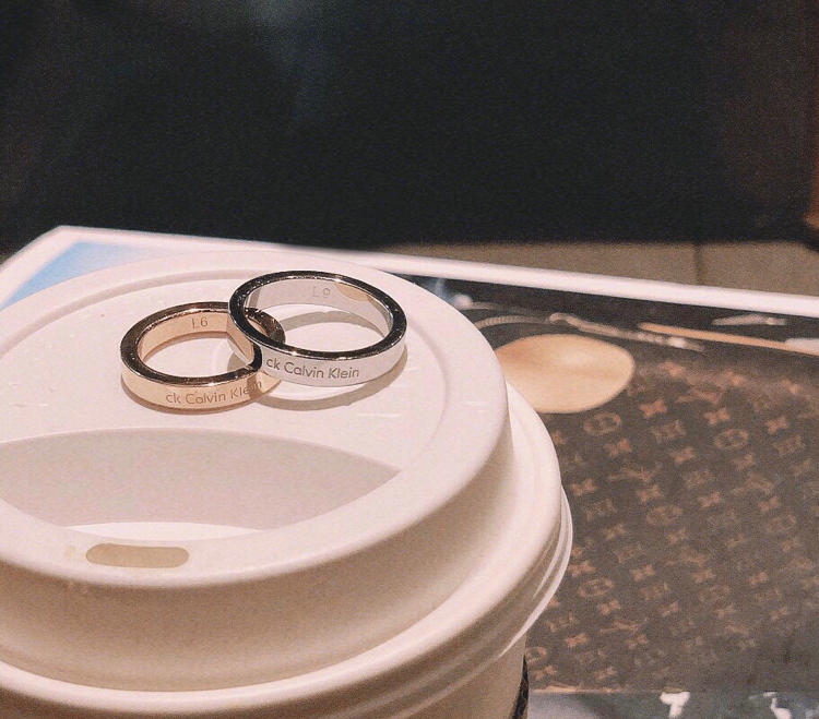 ck情侣对戒可调节,ck情侣对戒满天星边钻