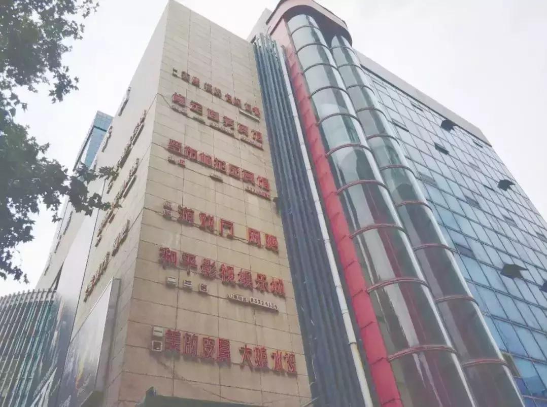 曾经繁华商业城的落寞,曾经辉煌如今落魄的城市