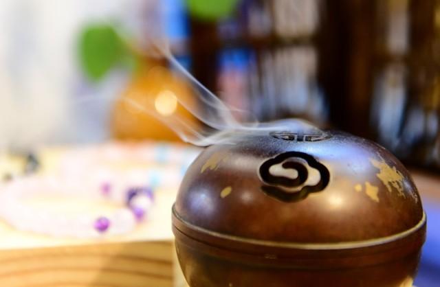 香熏怎么调制最香,家庭熏香最好最雅致的香味