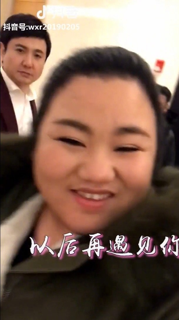 网红带火一座城 (网红一个人带火了一座城)