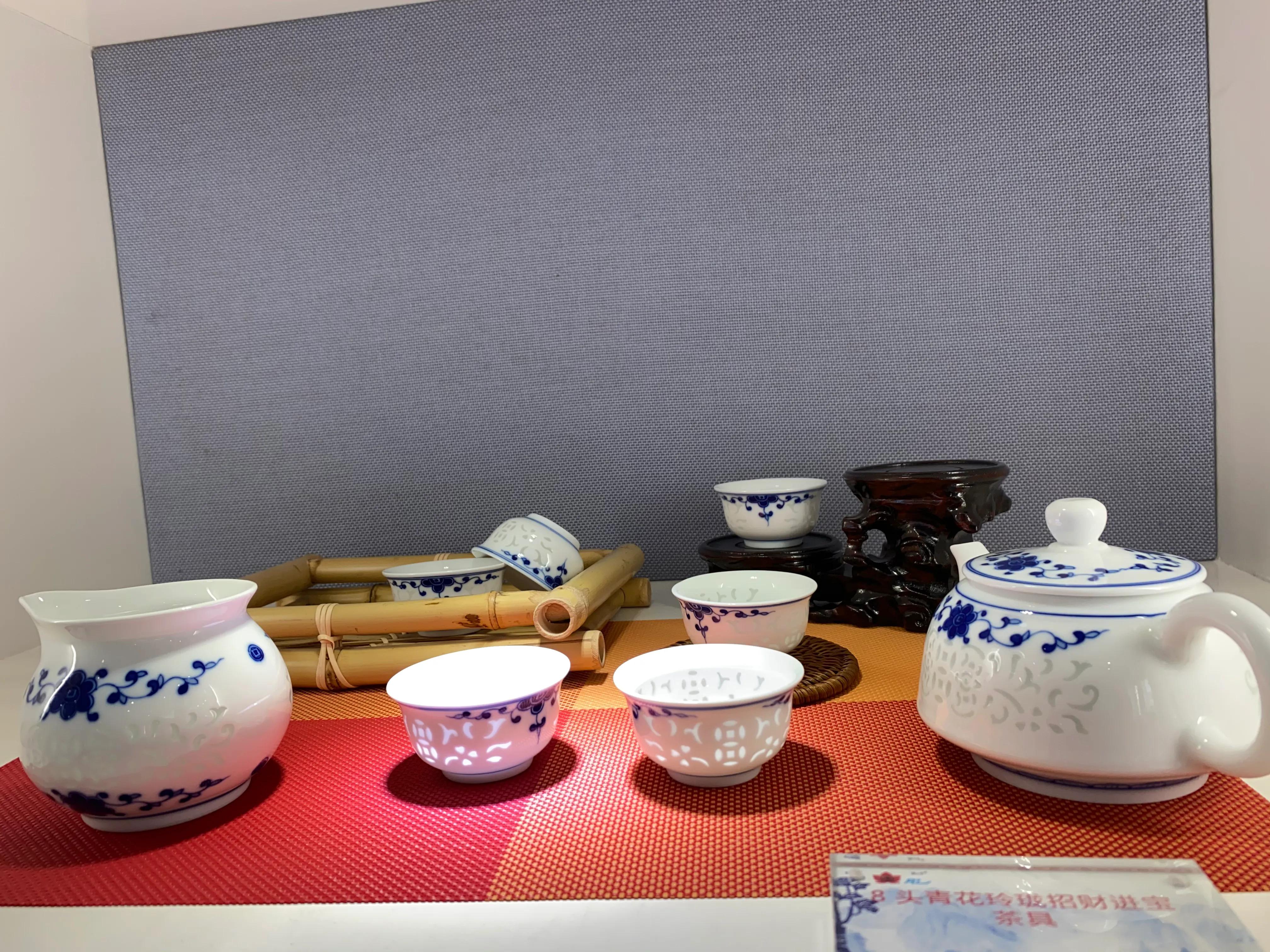 我喜爱的青花瓷,景德镇青花玲珑瓷碗