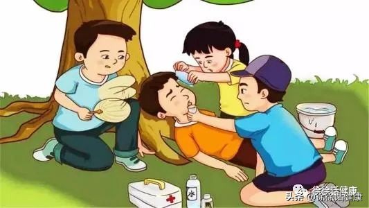 中暑用风油精行吗,喝酒中暑能喝藿香正气吗