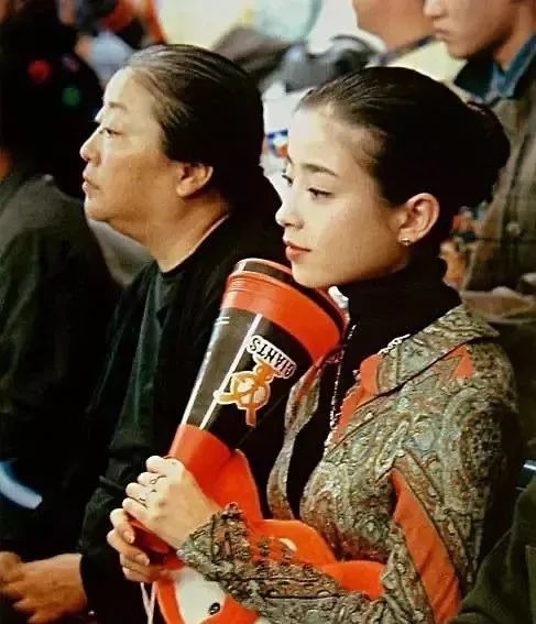 宫泽理惠被骗拍写真,宫泽理惠十几岁照片