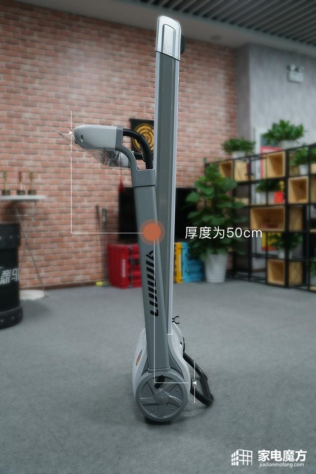 2000元左右跑步机哪个性价比高,2000左右可以看电视的跑步机推荐