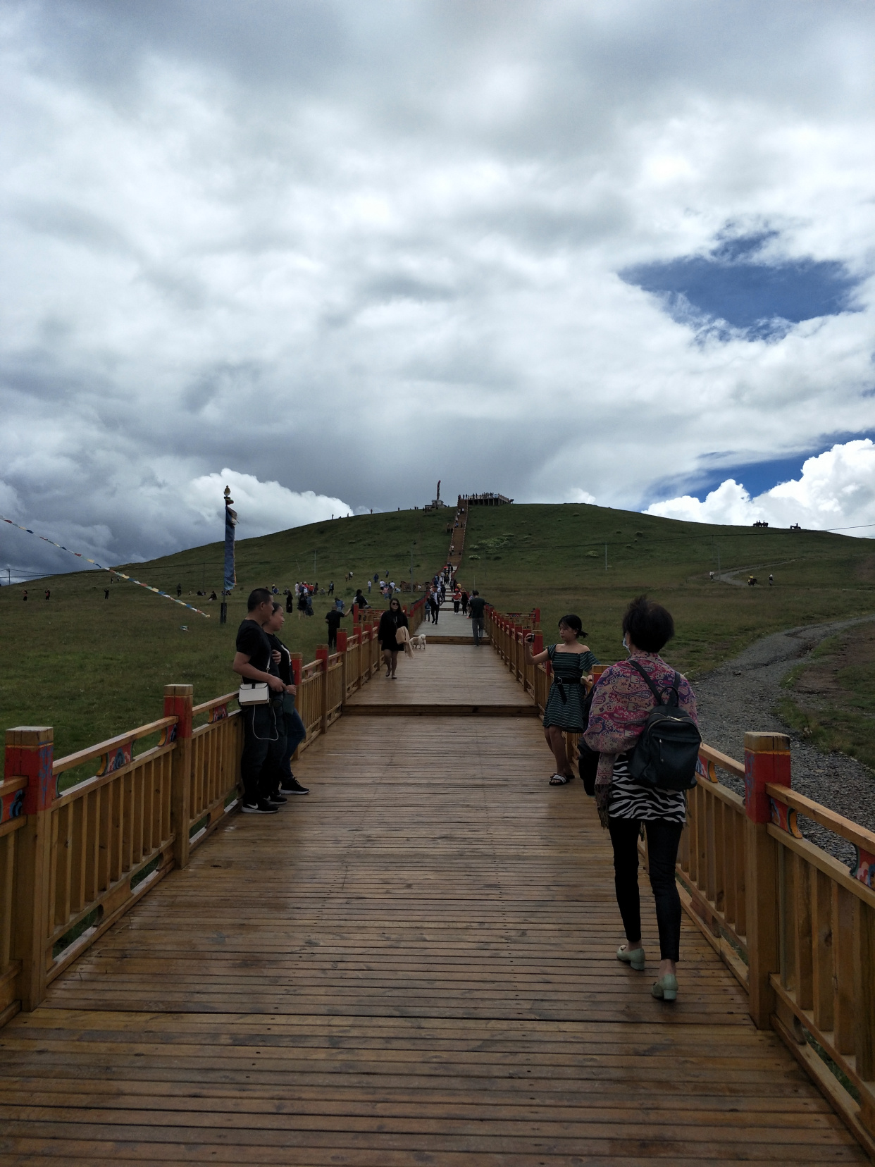 318国道沿途能感受到最明显的变化,318国道沿途的风景有哪些