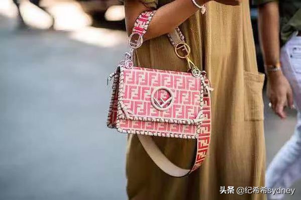 fendi秋冬大秀,fendi2019秋冬时装周