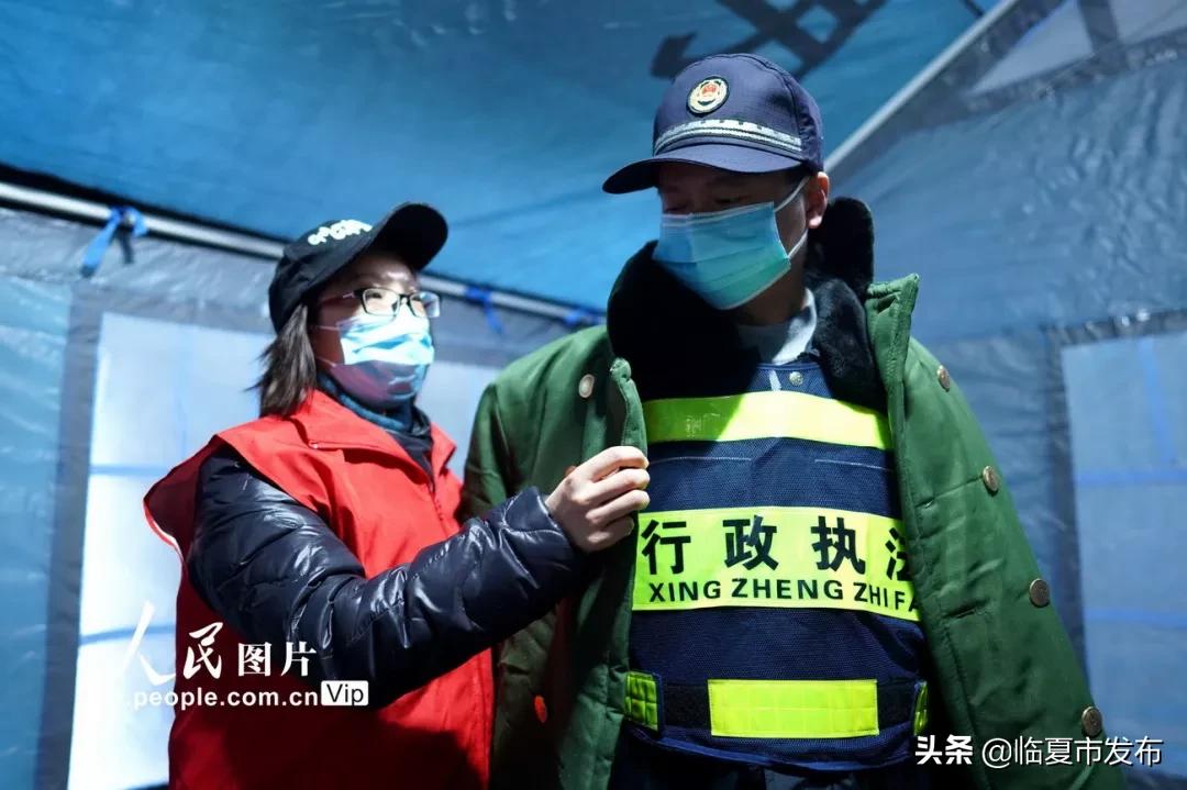 战疫二十四小时纪录片感悟,战疫最让人震撼和感动的瞬间