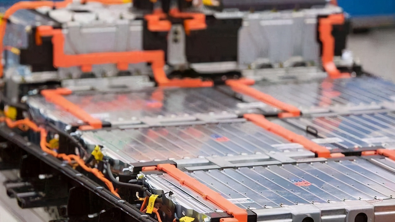 芯片突围的榜样，国产电池“4大天王”，垄断全球43%的市场