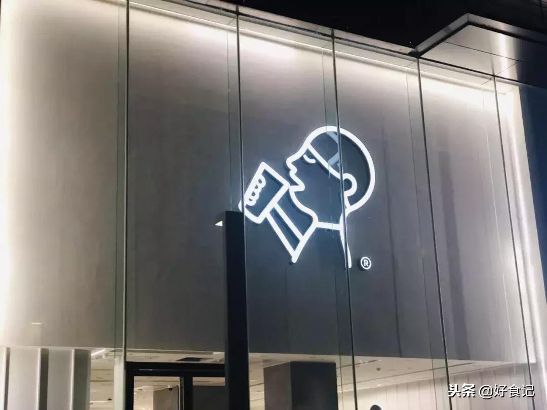 郑州商场购物中心推荐美食,郑州比较厉害的商场