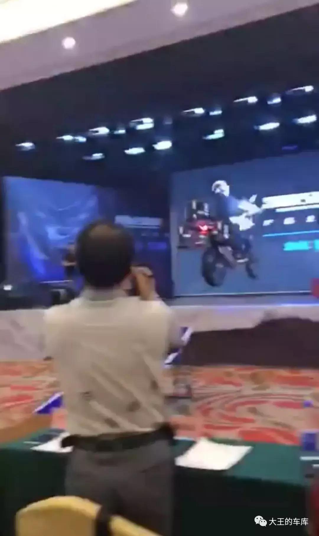 凯越500x网红视频,摩托凯越500经典款