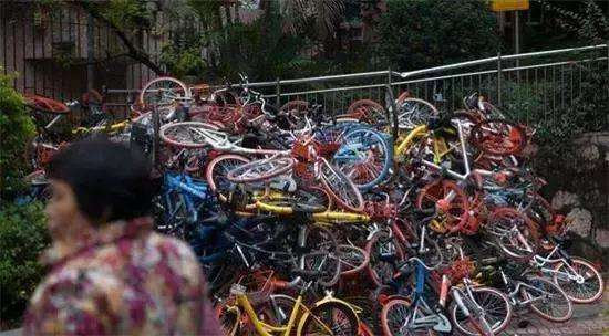 北京20万单车被清理，押金企业”还不起“，消费者该怎么办？