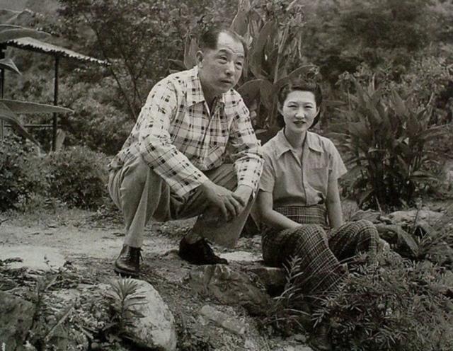 张学良被囚禁时有多少女人保护他,张学良软禁有女人吗