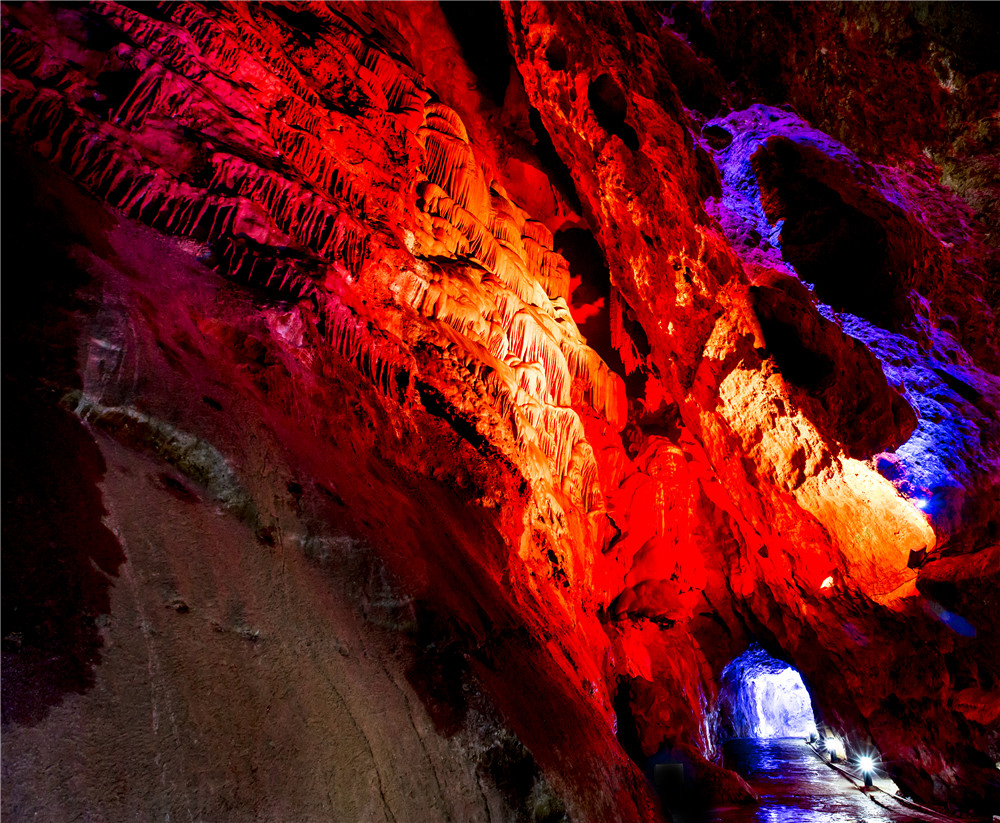 桂林世界溶洞奇观,桂林神奇的山洞