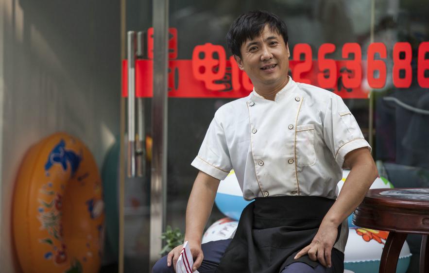 沈腾周星驰谁的成就高,沈腾能接周星驰的班吗