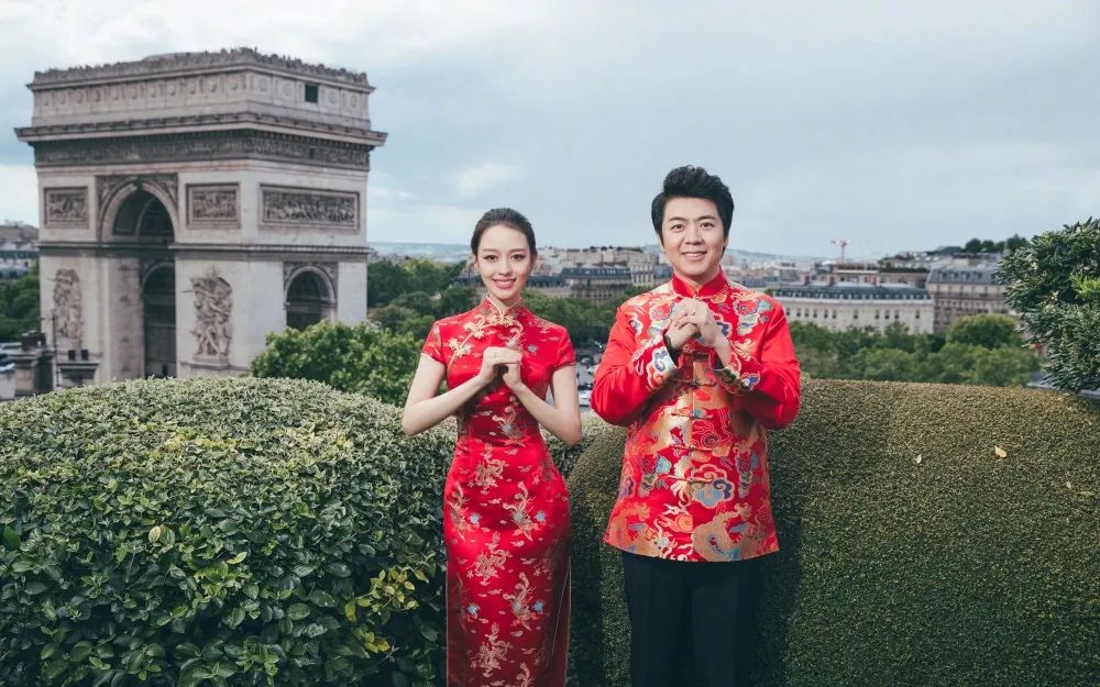 从希尔顿大小姐到舒淇，最美的婚纱从不只有一种模样