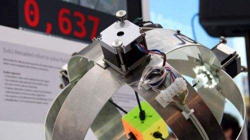 魔方口诀初学者教程,魔方口诀教程一看就懂完整版