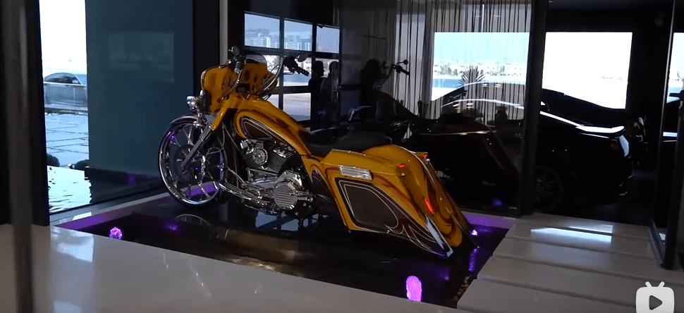 迪拜小哥豪宅,迪拜土豪哥卖劳斯莱斯