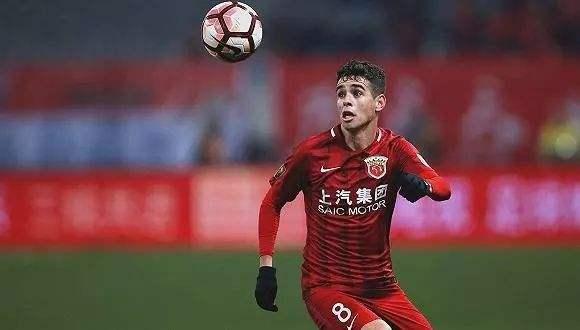 请求加入国足的理由,奥斯卡愿意为国足效力