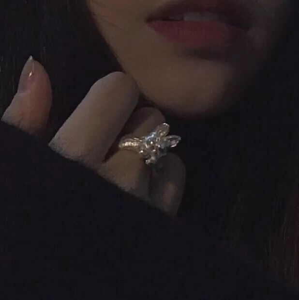 小情侣闺蜜居然在小屋鼓捣一下午，弄出了这个？