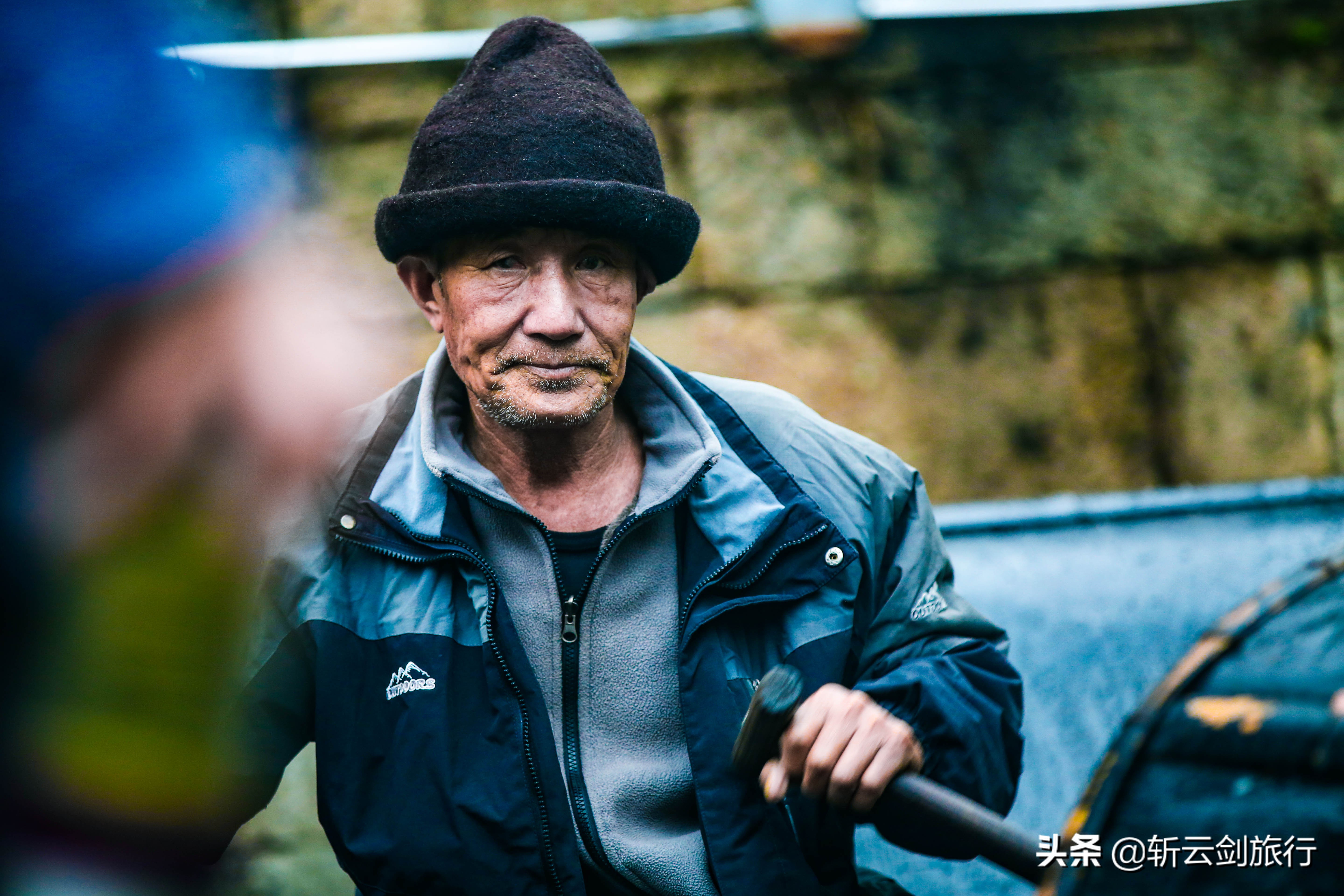 山常青水长流,山常青水长流歌词