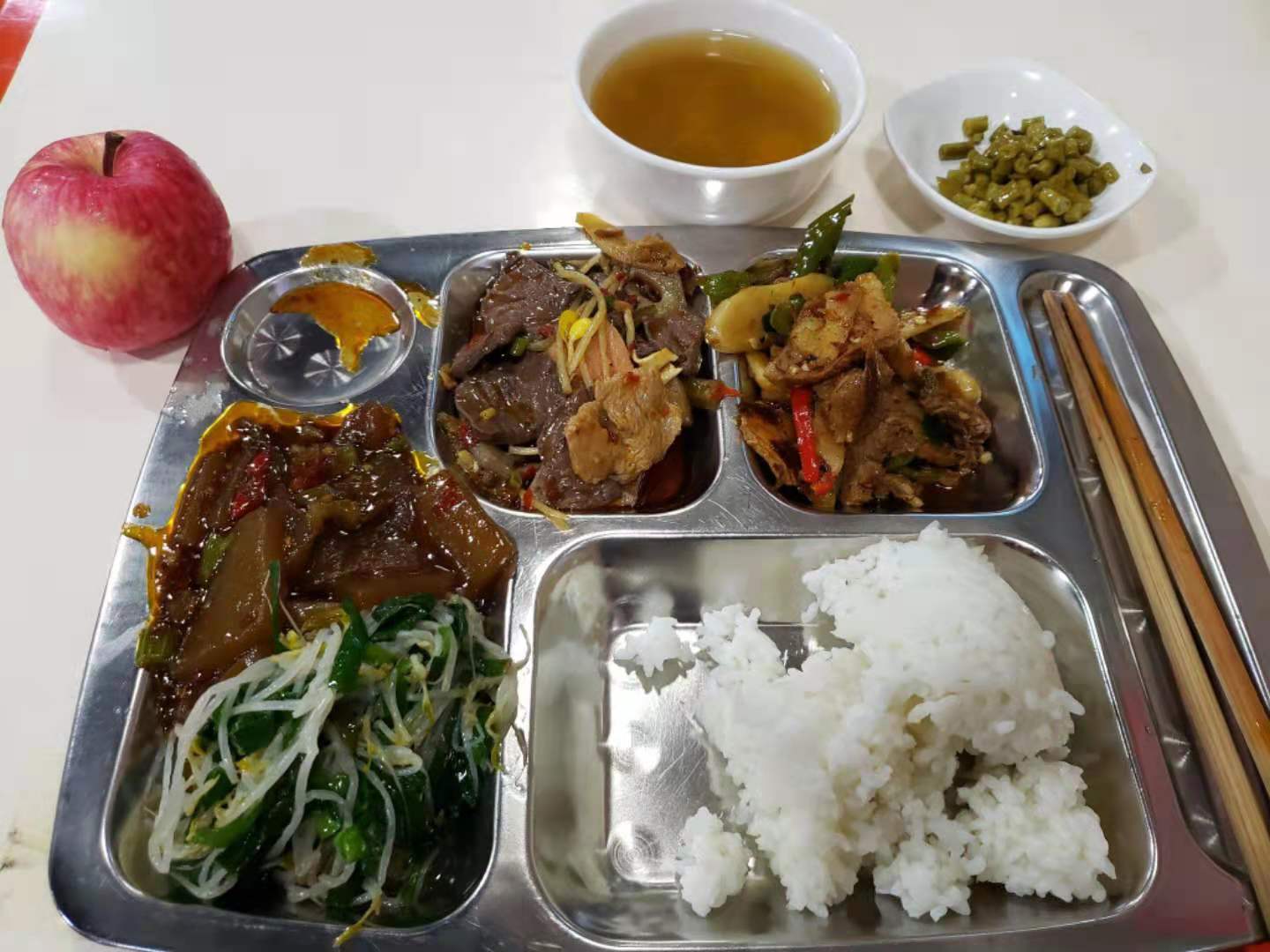 广东吃饭为什么用不锈钢碗,广东人吃饭点菜的秘密